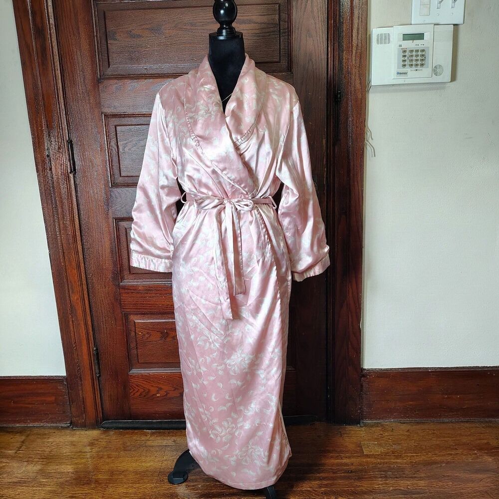 Victoria's Secret Vintage Pink Feather Printed Satin Robe W Fleece Lining...